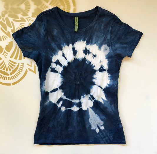 Shibori Tee(Womens L) - Ola Wyola